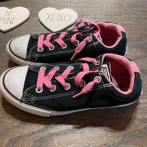 Converse Black and Pink